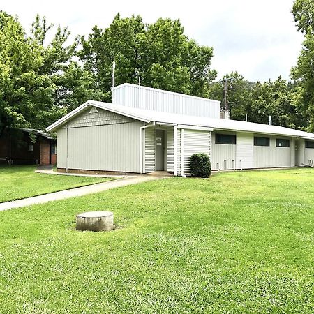 Big4 Porepunkah Holiday Park Bright Exterior foto