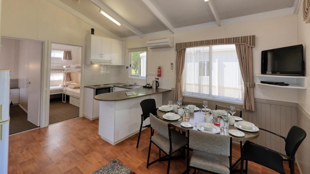 Big4 Porepunkah Holiday Park Bright Exterior foto