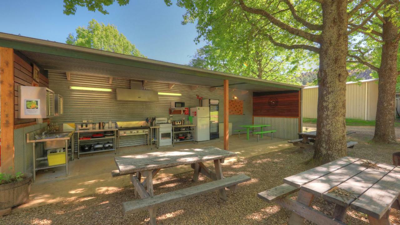 Big4 Porepunkah Holiday Park Bright Exterior foto